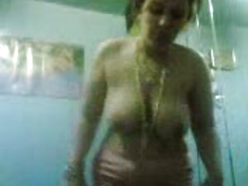 Sorella seduce suo f ...